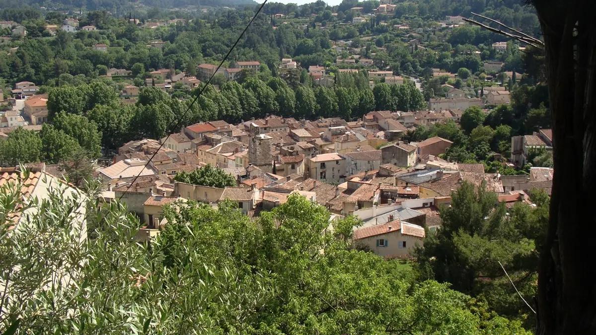 Auriol — vue de la commune