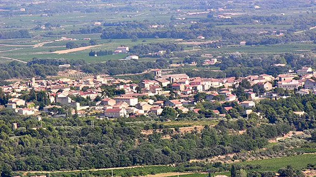 Caromb — vue de la commune