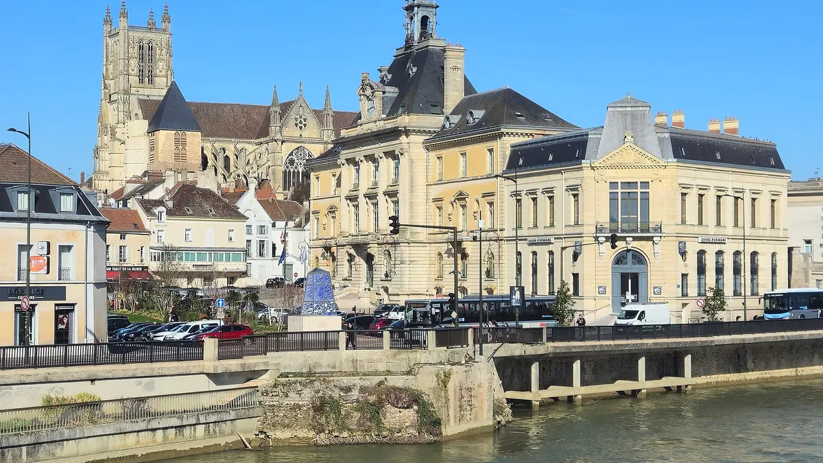 Meaux — vue de la commune