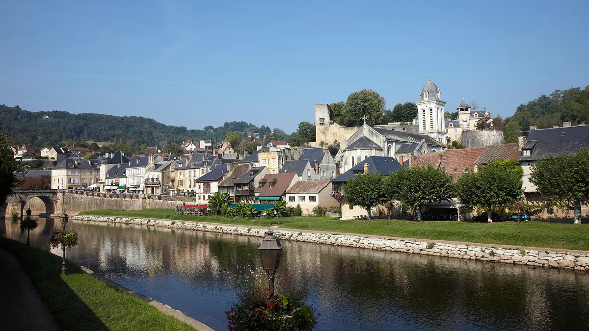 Montignac-Lascaux — vue de la commune