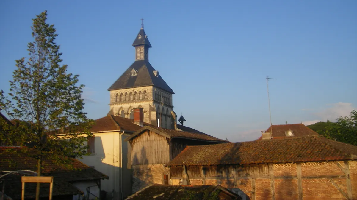 Parentis-en-Born — vue de la commune