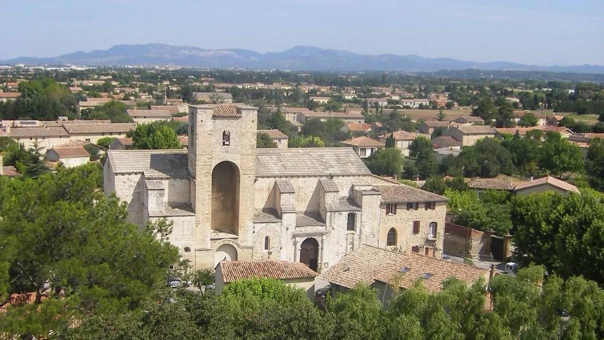 Pernes-les-Fontaines — vue de la commune