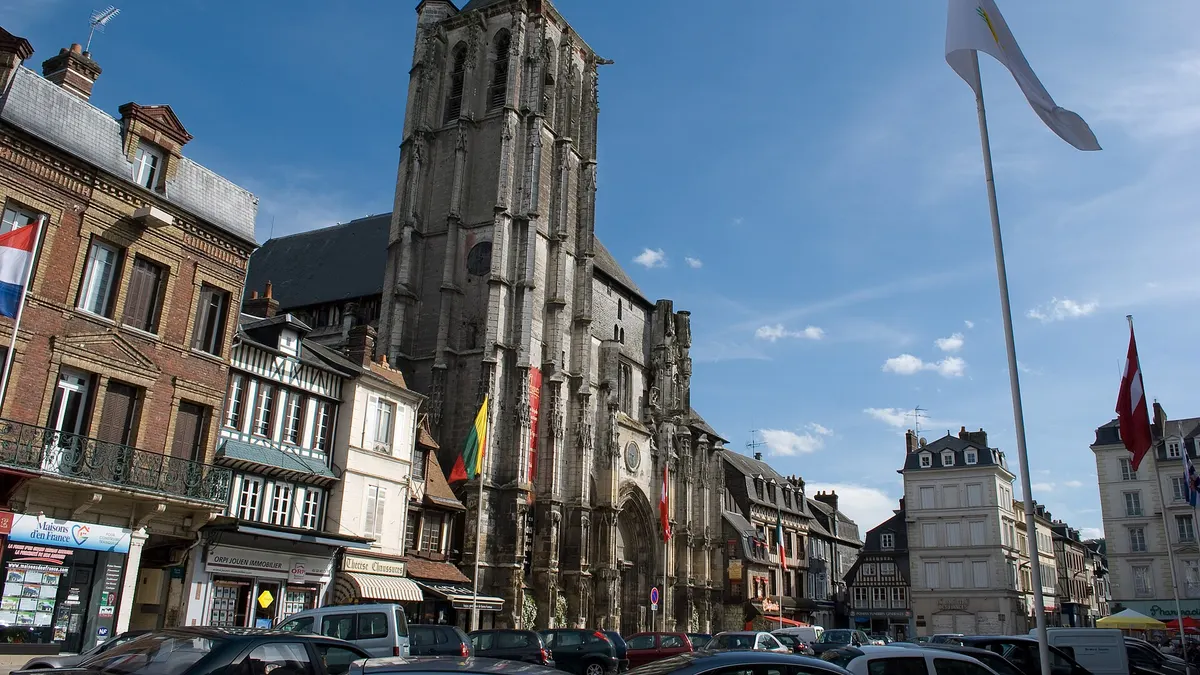Pont-Audemer — vue de la commune