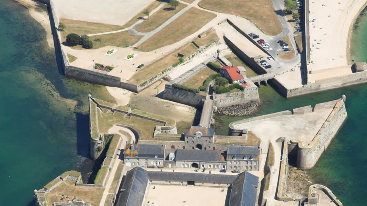 Port-Louis — vue de la commune