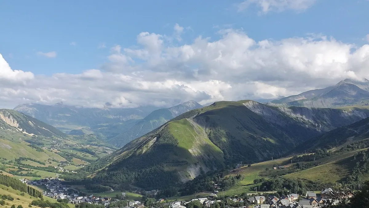 Saint-Sorlin-d'Arves — vue de la commune
