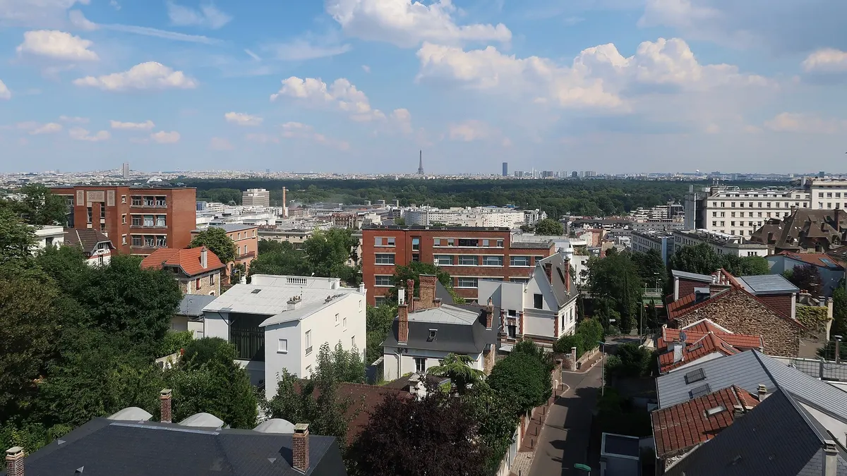 Suresnes — vue de la commune