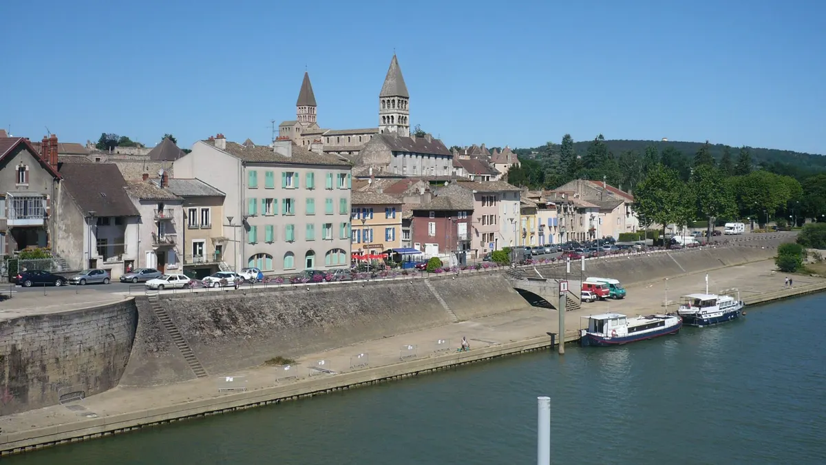 Tournus — vue de la commune